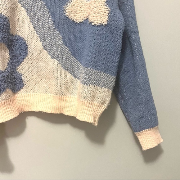 🍭 3/$15 blue & pink soft teddy retro boho flower sweater - Picture 7 of 11